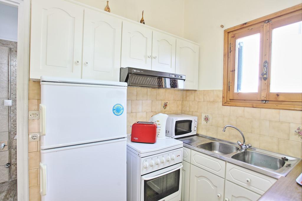 Zouli Sophia Apartment Kalami  ภายนอก รูปภาพ